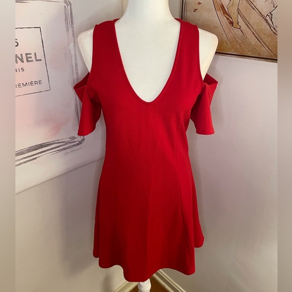 Hot Topic Almost Famous Cold Shoulder Dress Fit & Flare Above Knee Red Size L - Picture 3 of 14